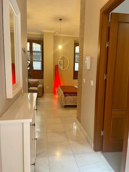 Acogedor Loft+parking Junto A Catedral *
